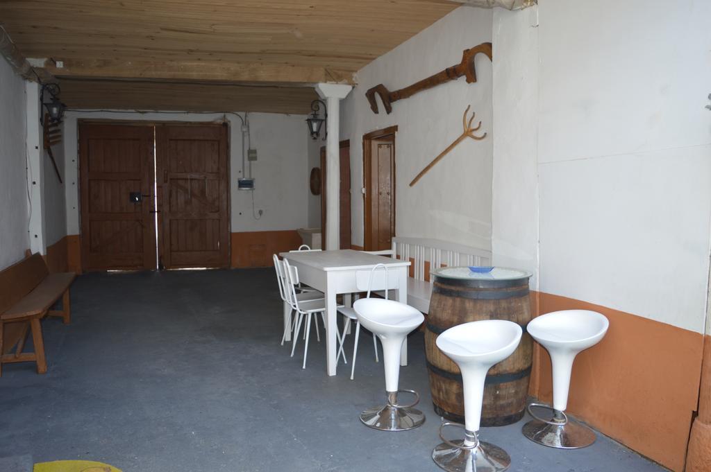 Casa Rural Los Llaganos Villaturiel Exteriör bild